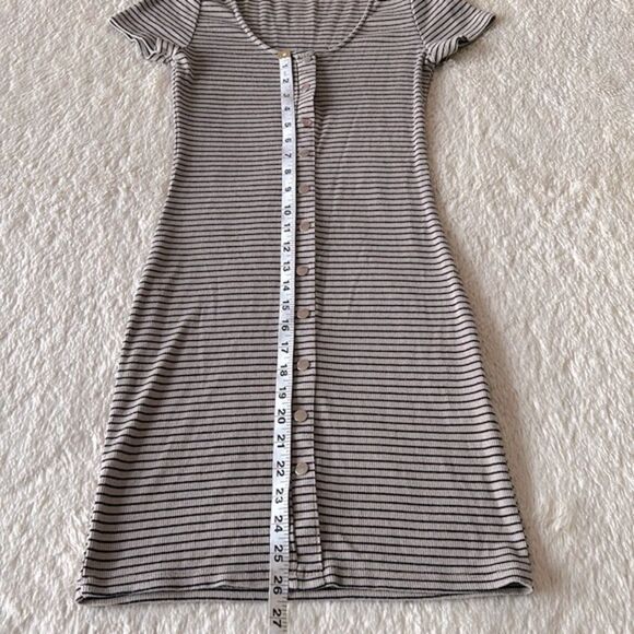 Hearts and Hips brown and tan button up striped dress size small - Picture 16 of 16
